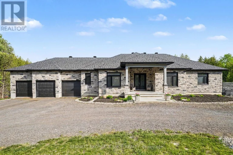 6264 Nick Adams Road, Ottawa, Ontario K4P 1H2