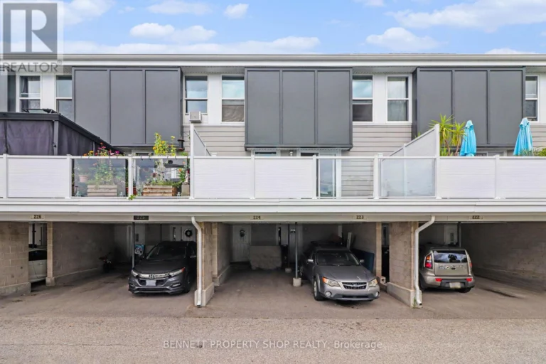 224 – 3445 Uplands Drive, Ottawa, Ontario K1V 9N6