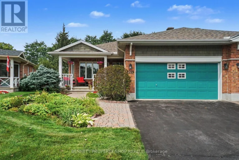 4219 Green Gables Lane, Ottawa, Ontario K1V 1W8