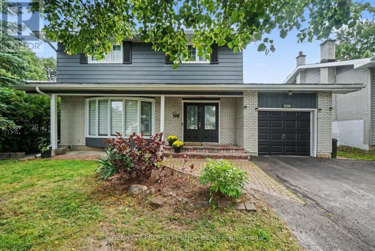 1902 Featherston Drive, Ottawa, Ontario K1H 6P5