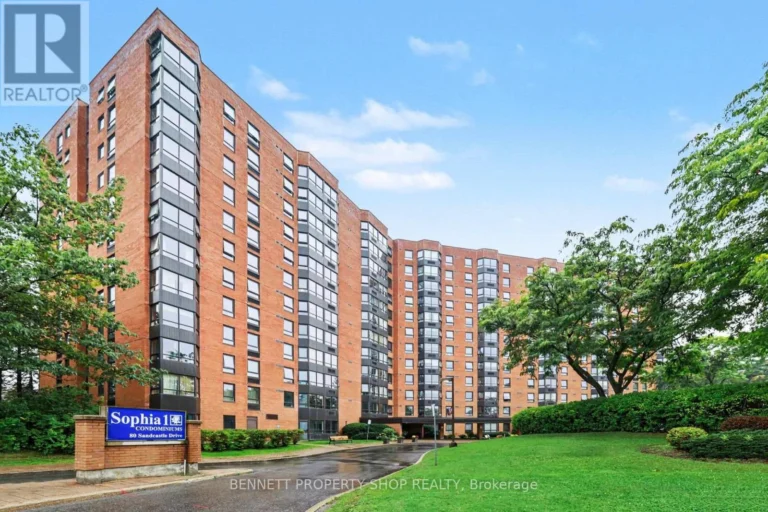 803 – 80 Sandcastle Drive, Ottawa, Ontario K2H 9E7