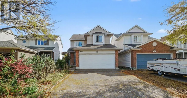 644 Valin Street, Ottawa, Ontario K4A 3S9