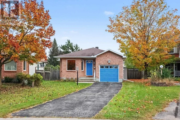 13 Candow Crescent, Ottawa, Ontario K2S 1K6