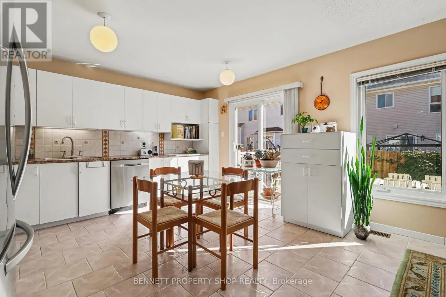 369 Stoneway Drive, Ottawa, Ontario K2G 6G8