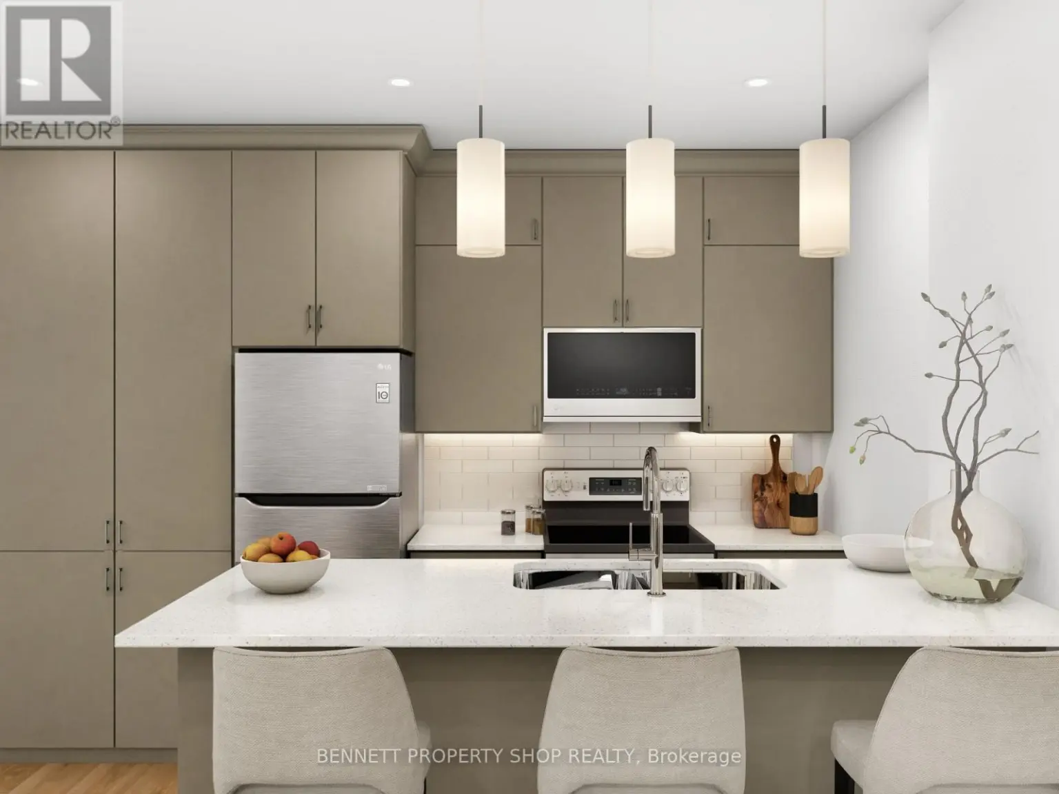 290 Paleo Heights, Ottawa, Ontario K1W 1G1